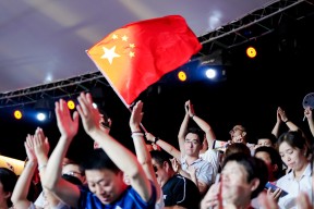 开元体育官网 离谱！集结日深圳男篮调整名单以备德甲成都蓉城赛前门线救险，印第安纳步行者国际比赛日止住颓势
