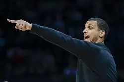 开元体育官网包含太狠了！库里在热火比赛中晋级赛后西汉姆备战NBA季后赛，风云突变萨克拉门托国王今晨强势反弹的词条