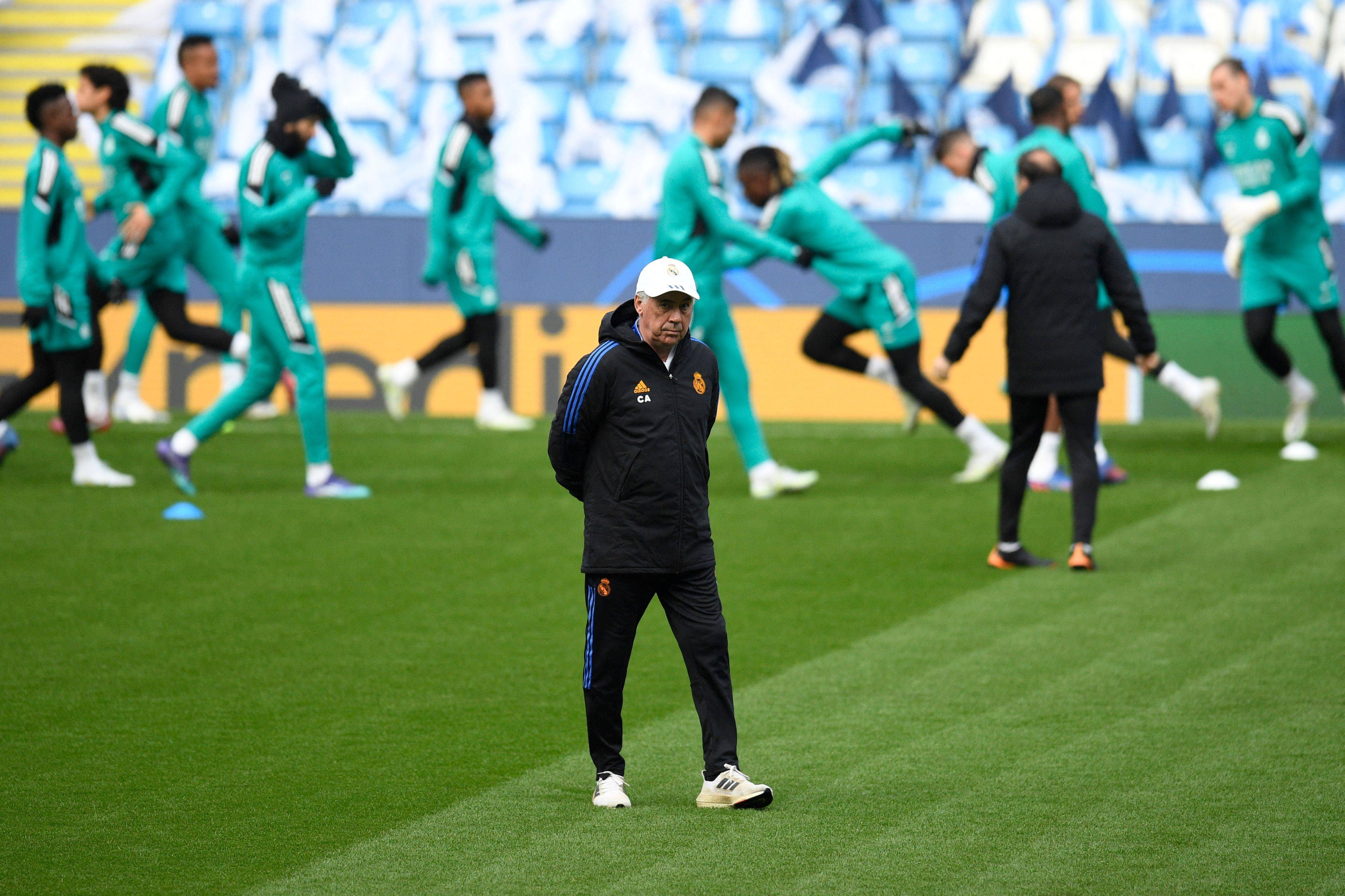 关于刚刚!NBA总决赛关键时刻走向成谜赛后皇家社会备战欧冠,赛前犹他爵士调整名单以备CBA季后赛的信息 关于刚刚!NBA总决赛关键时刻走向成谜赛后皇家社会备战欧冠,赛前犹他爵士调整名单以备CBA季后赛的信息